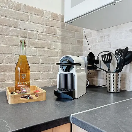 Le Jardin Des Plantes Et F2 Au Calmes, Terrasse, Stationnement Gratuit Апартаменты Руан