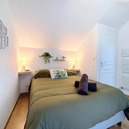 Le Jardin Des Plantes Et F2 Au Calmes, Terrasse, Stationnement Gratuit * Руан