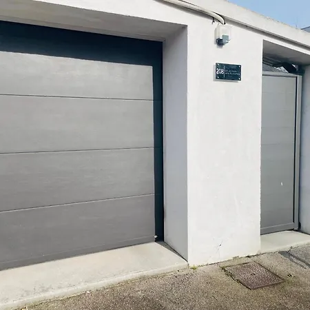 Le Jardin Des Plantes Et F2 Au Calmes, Terrasse, Stationnement Gratuit Руан