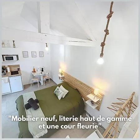 Апартаменты Le Jardin Des Plantes Et F2 Au Calmes, Terrasse, Stationnement Gratuit *