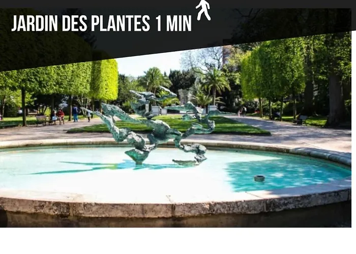 Le Jardin Des Plantes Et F2 Au Calmes, Terrasse, Stationnement Gratuit Rouen