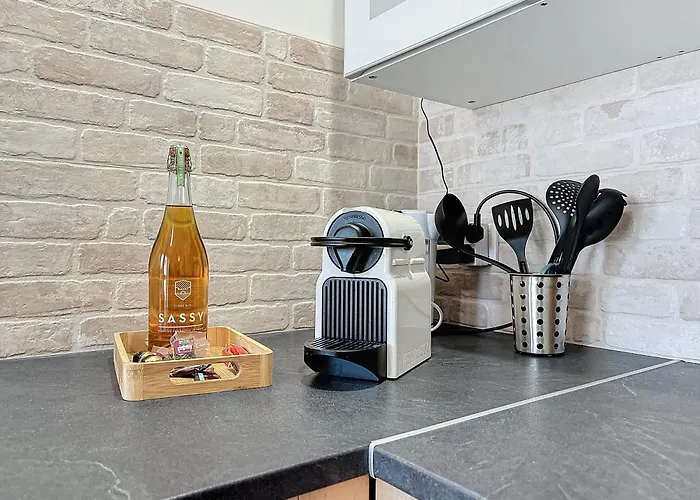 Le Jardin Des Plantes Et F2 Au Calmes, Terrasse, Stationnement Gratuit Appartement Rouen